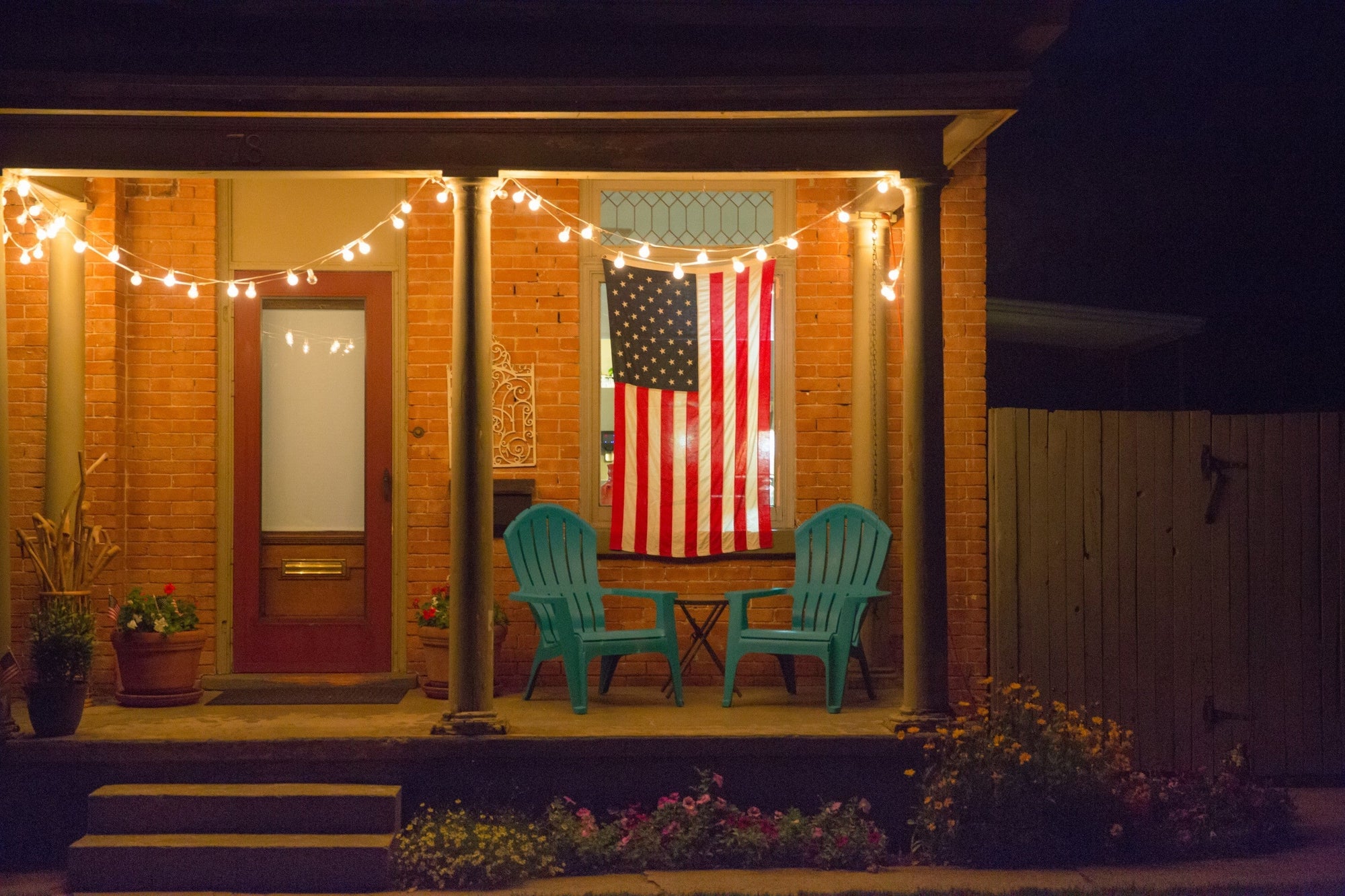 Best Patriotic Outdoor Decor for Your Hunting Lodge or Cabin