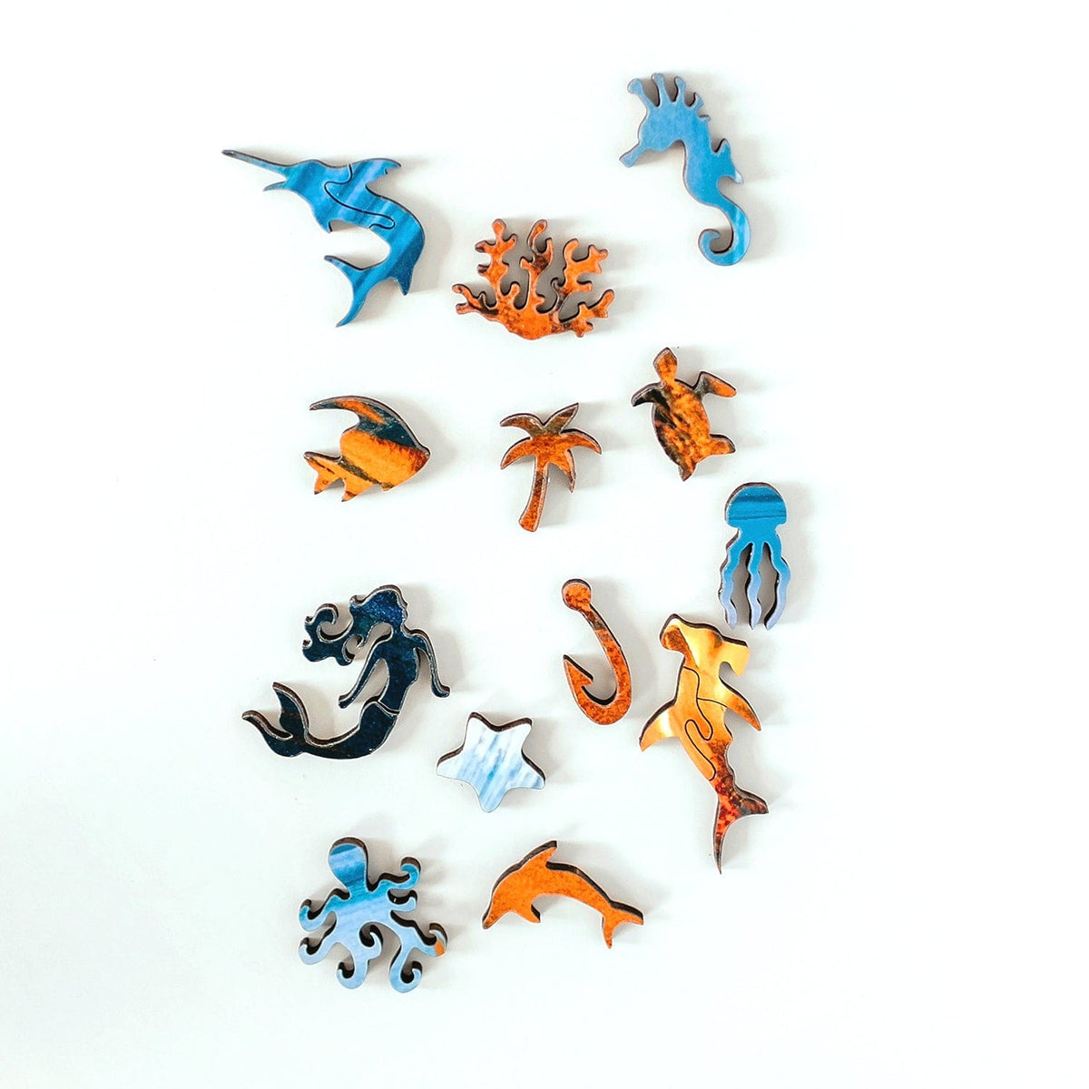 Wooden jigsaw puzzle hand-made character pieces